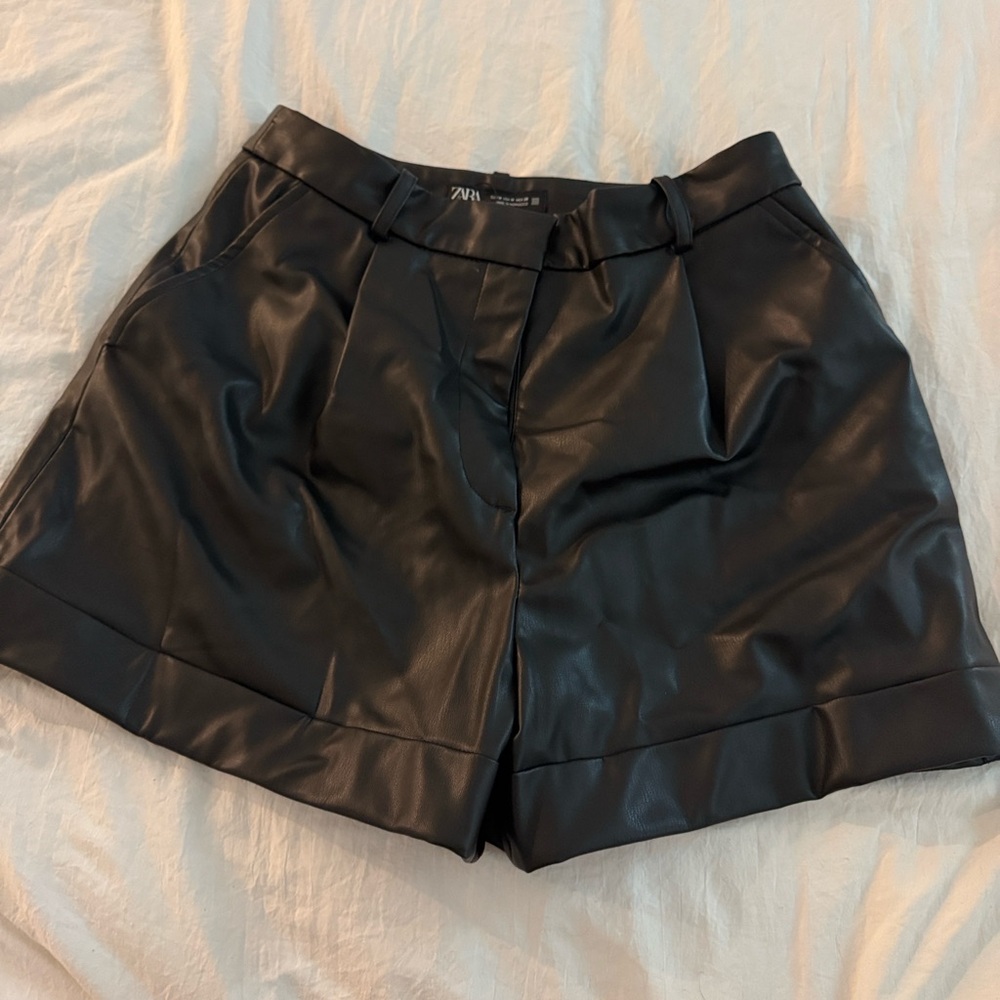Zara High Waist Black Leather Look Shorts